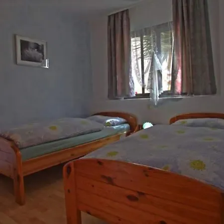 Apt With Ocean View In El -f0105 *